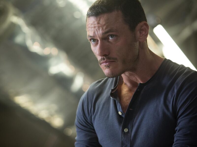 luke evans chooses cartagena for new years eve luke evans