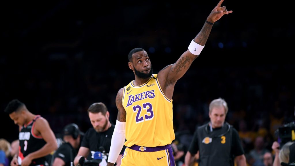 LeBron James is officially a billionaire! 2 lebron james is officially a billionaire 107070356 1654185346216 gettyimages 1203291161 hh1 1302 2020013180127006
