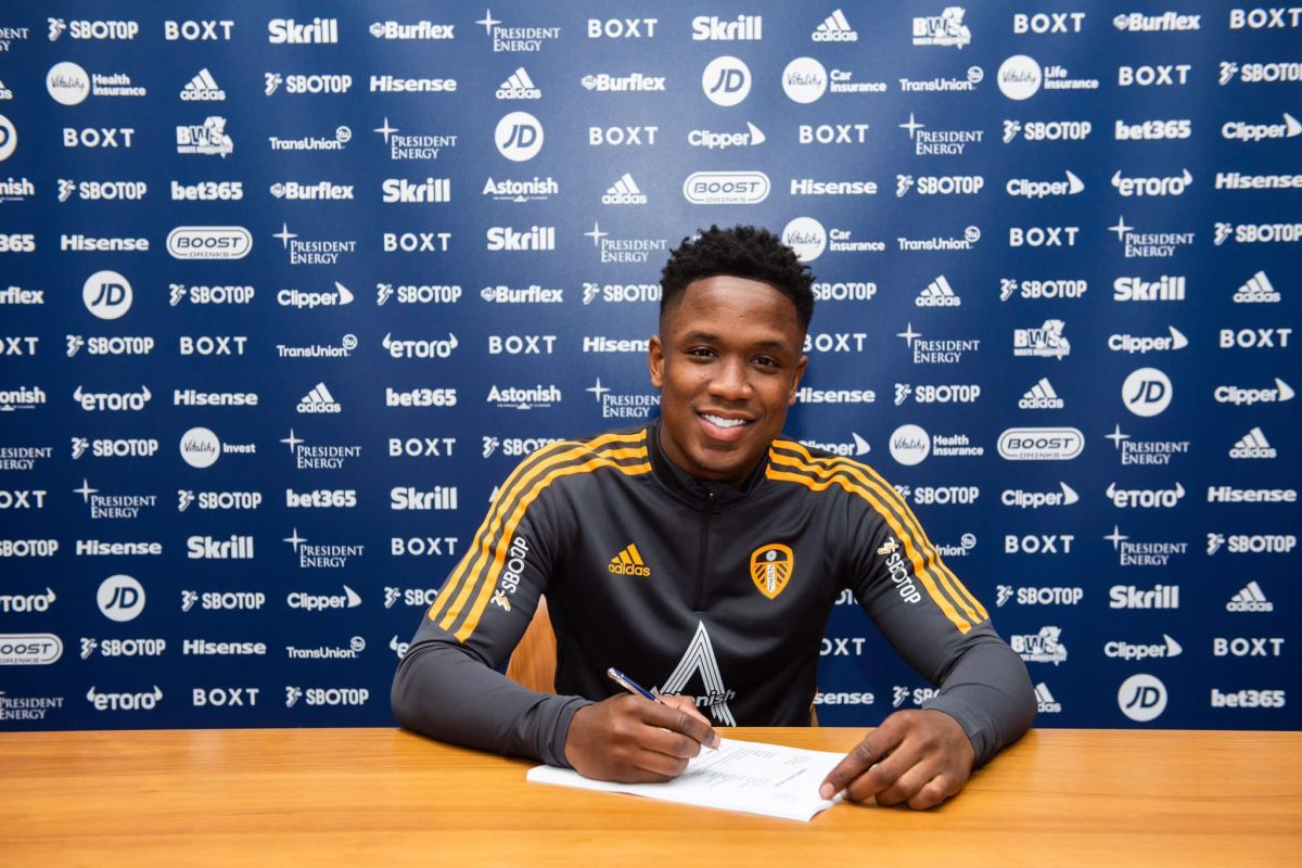 colombian winger luis sinisterra is a new player for leeds united in the premier league fxe usfwaaecdok