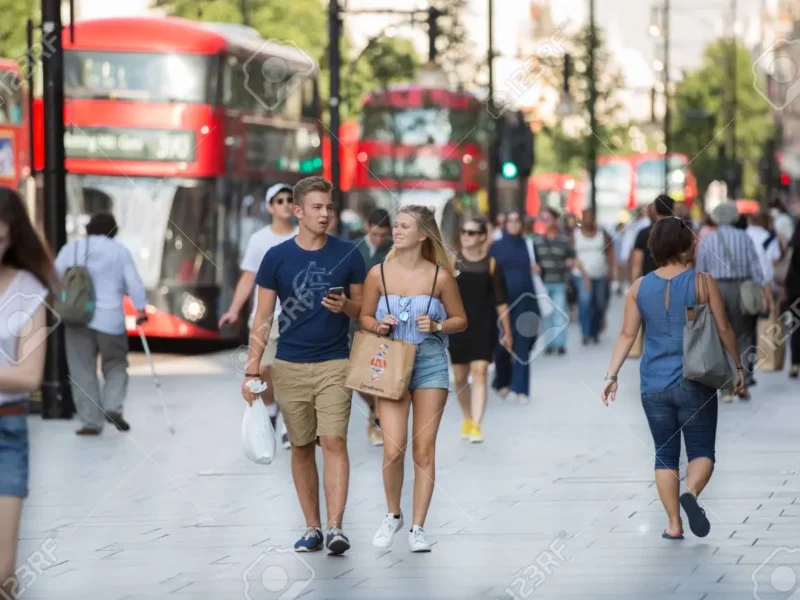 69413570 london uk august 24 2016 lots of people walking in oxford street one of the main shopping destinatio
