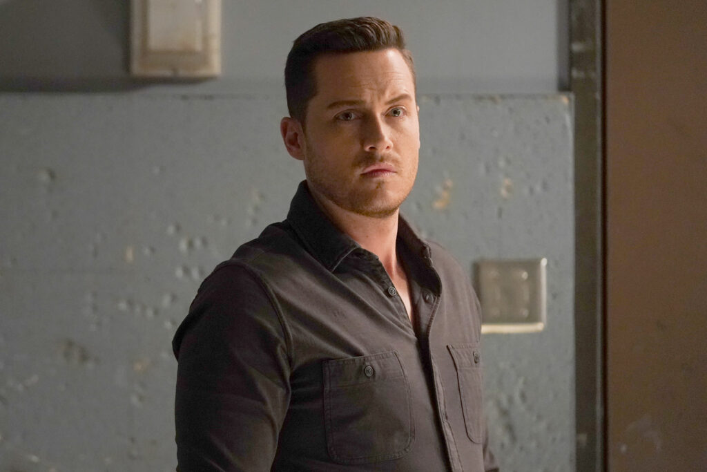 The 3 characters who say goodbye to One Chicago dramas with the new seasons 2 the 3 characters who say goodbye to one chicago dramas with the new seasons chicago pd 1003 halstead
