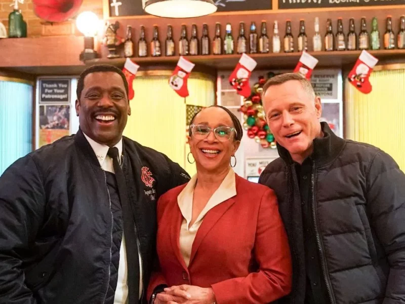 the 3 characters who say goodbye to one chicago dramas with the new seasons one chicago.jpg 1621473358