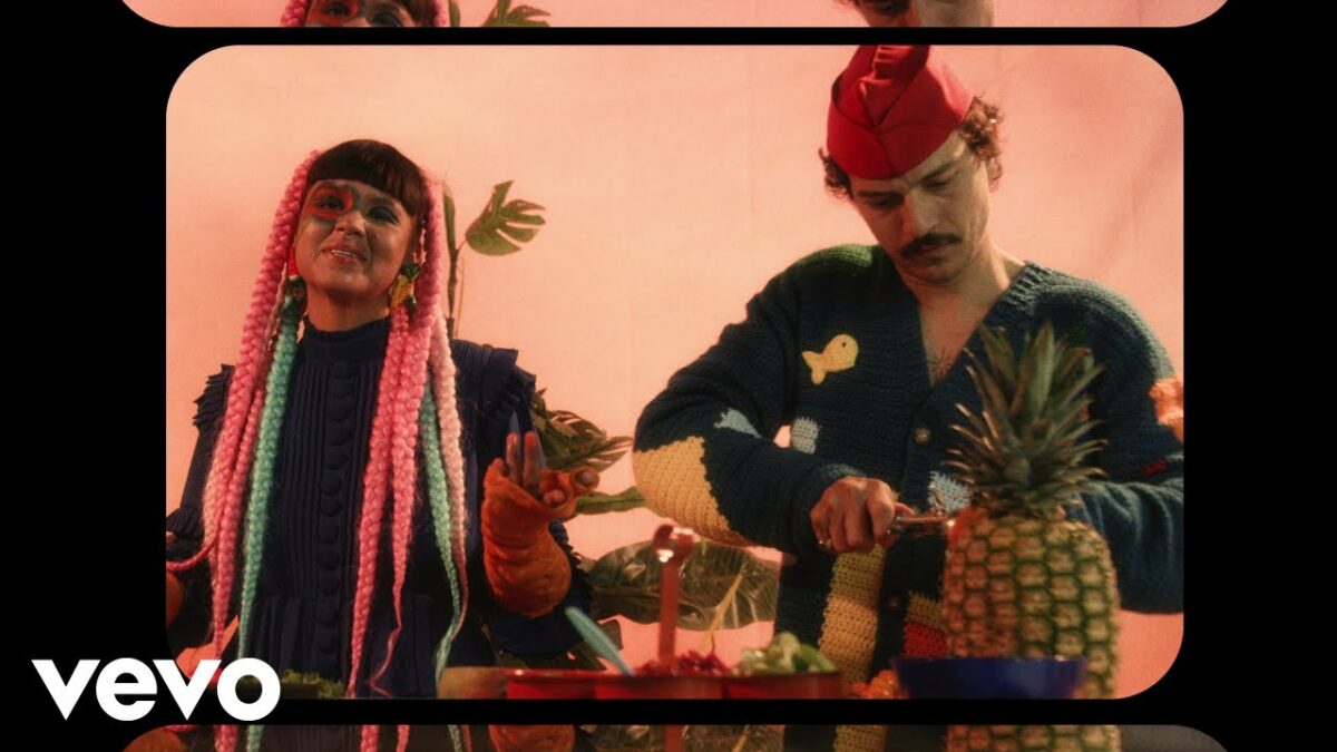 caloncho releases regalo featuring bomba estereo maxresdefault 18