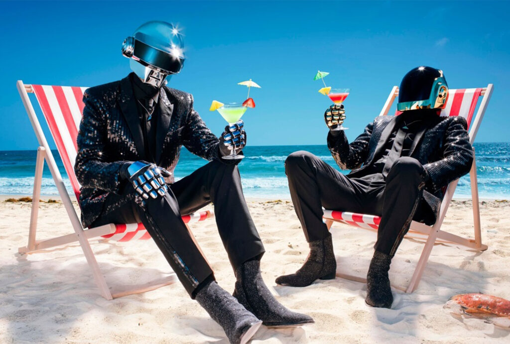 Daft Punk's party without helmets in Los Angeles 2 daft punks party without helmets in los angeles daft punk alive 1997 vinyl