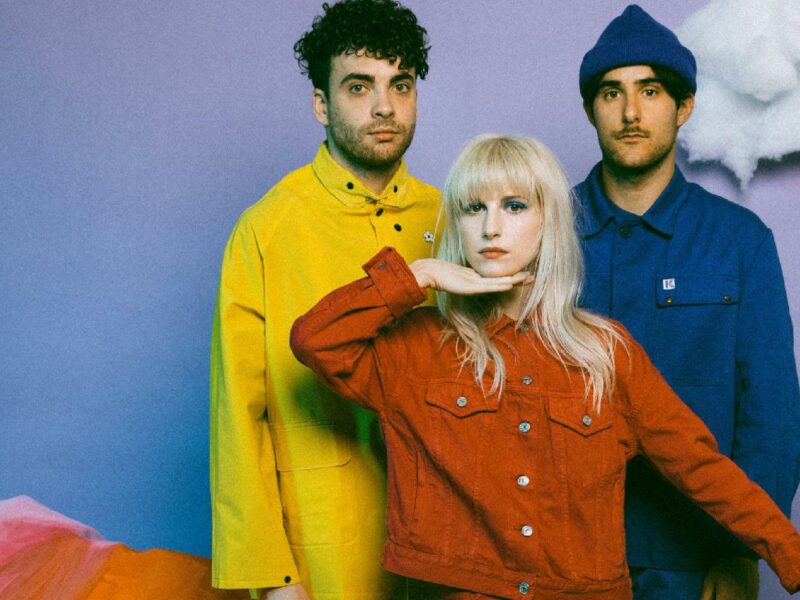 paramore releases cest come ca paramore 1505217103.49.2560x1440