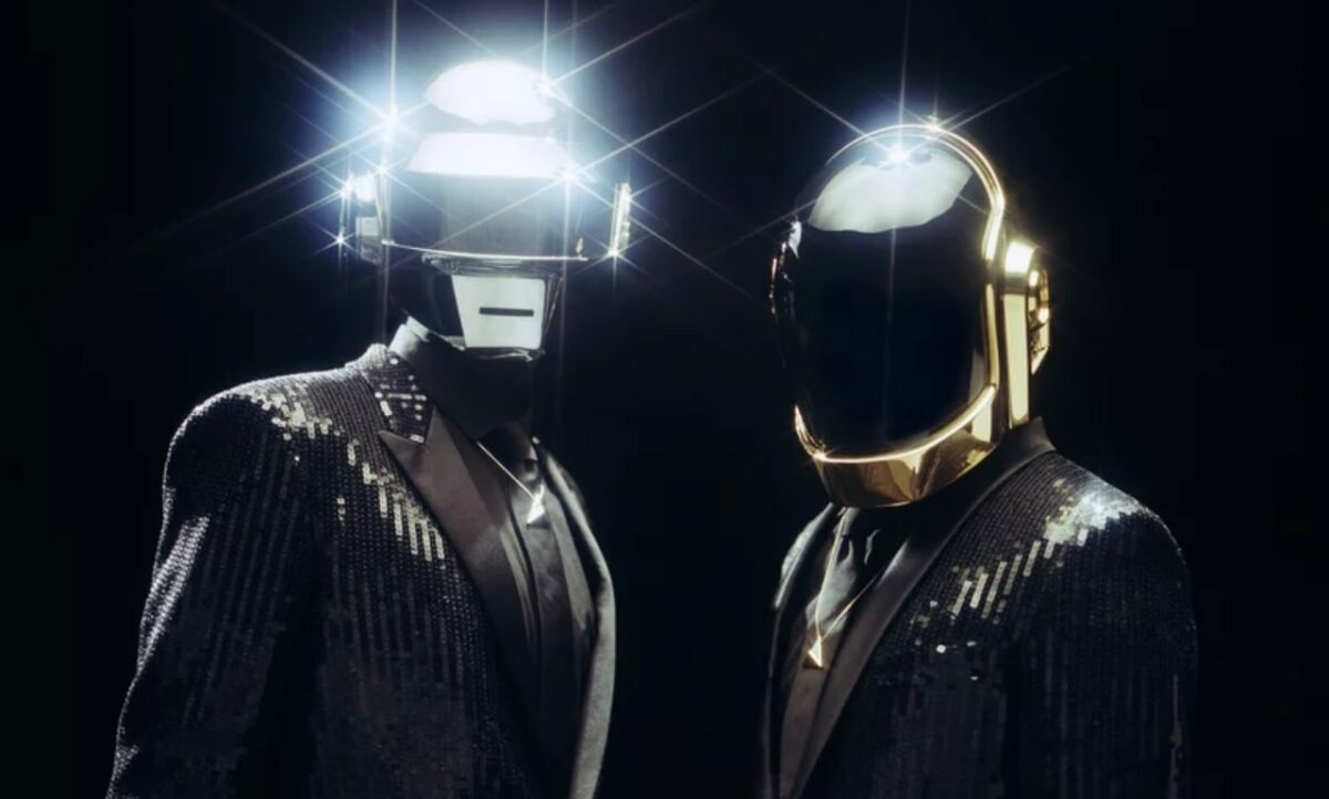 daft punk releases unreleased song the writing of fragments of time daft punk celebrara los 10 aos de random access memories con musica inedita