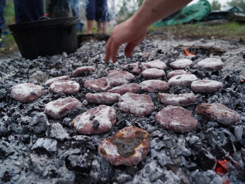 an essential guide for every prepper the lost superfoods scaled.wild cooking techniques ash cakes