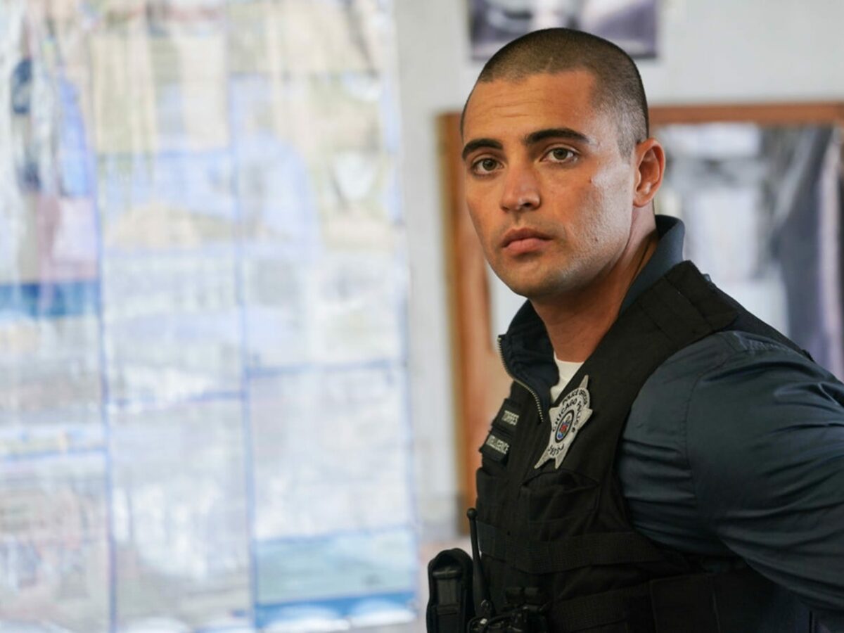 dante torres will he stay or will he go in chicago pd season 10 files 2022 10 nup 199122. 00221