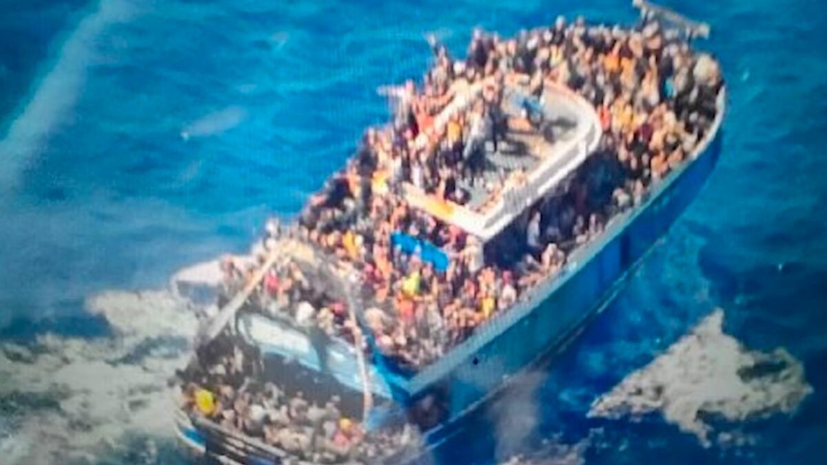 the unseen tragedy migrant shipwreck off greece 230615092817 boat greece