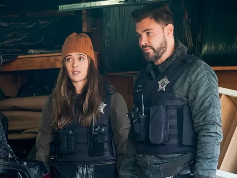the real reason chicago pd wont premiere season 11 in 2023 kim burgess y adam ruzek chicago pd.jpg 2121054070