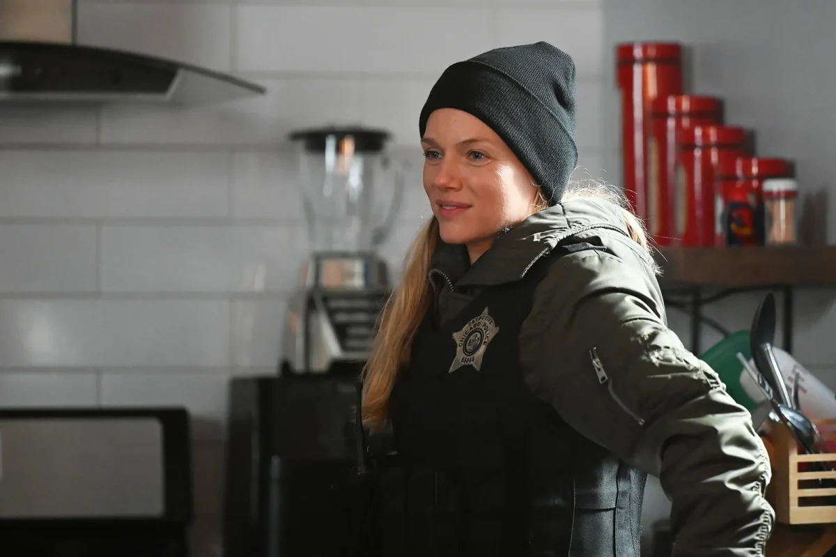 the intelligence units new horizon on chicago pd feature tracy spiridakos saying goodbye to her role as hailey upton after chicago pd season 11