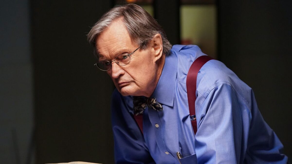 ncis honoring the legacy of david mccallum and dr donald ducky mallard in season 21 muere actor ncis gran evasion david mccallum 90 anos 69