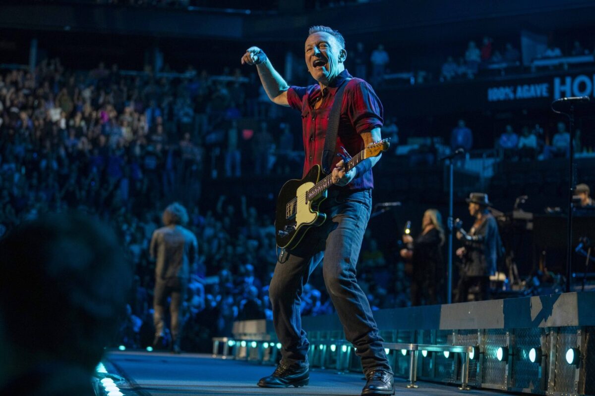 bruce springsteen and the e street bands new documentary on hulu and disney bruce springsteen photo by rob demartin 1440x960 1