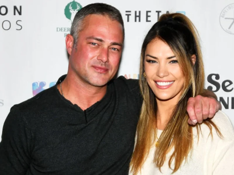 chicago fire star taylor kinney marries ashley cruger a73de7836603 gettyimages 1389232539.jpg