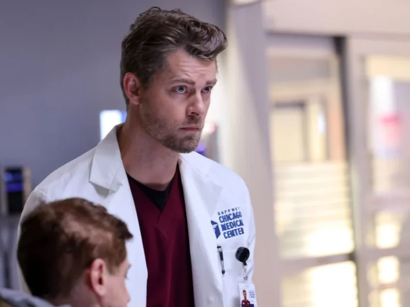 chicago med ripley and ashers romance heats up in season 9 finale 01hxhzrrqq31dswsgzaw