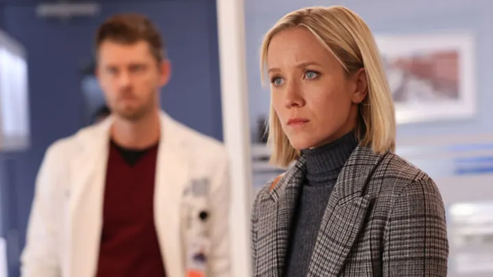 Chicago Med: Ripley and Asher's Romance Heats Up in Season 9 Finale 8 CHICAGO MED -- "Row Row Row Your Boat on a Rocky Sea" Episode 09001 -- Pictured: (l-r) Luke Mitchell as Dr. Mitch Ripley, Jessy Schram as Dr. Hannah Asher -- (Photo by: George Burns Jr/NBC) /