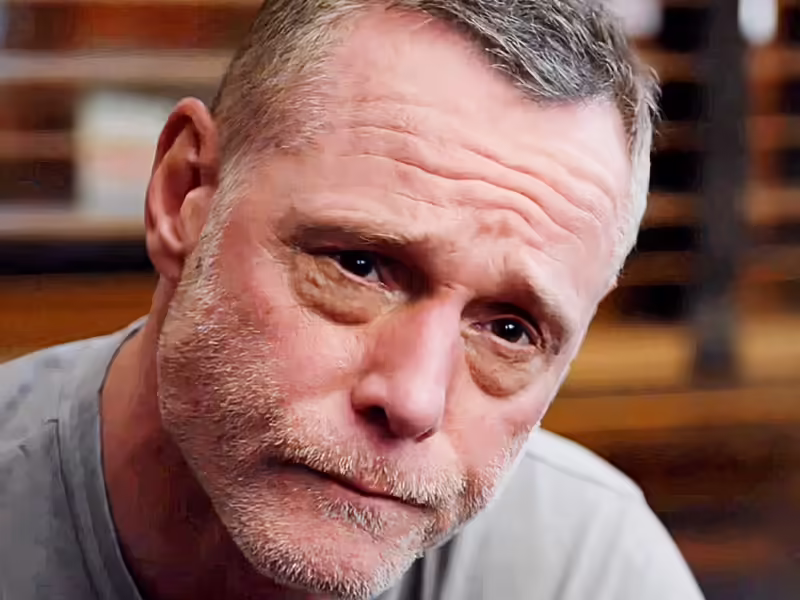 chicago p d season 11 finale voights harrowing ordeal jason beghe as hank voight in chicago pd 2