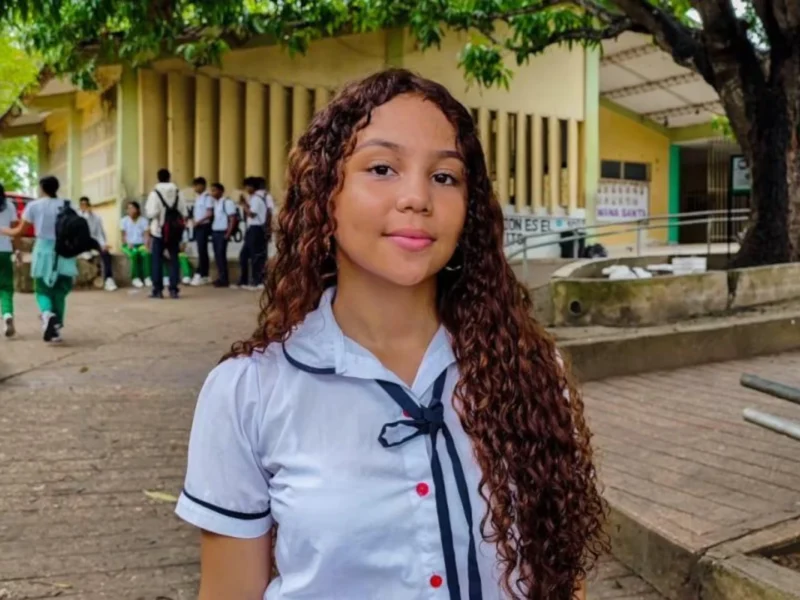 daniela marcela florez from sincelejo to nasa wspsh2vgbvazroeh6jnpk3staa