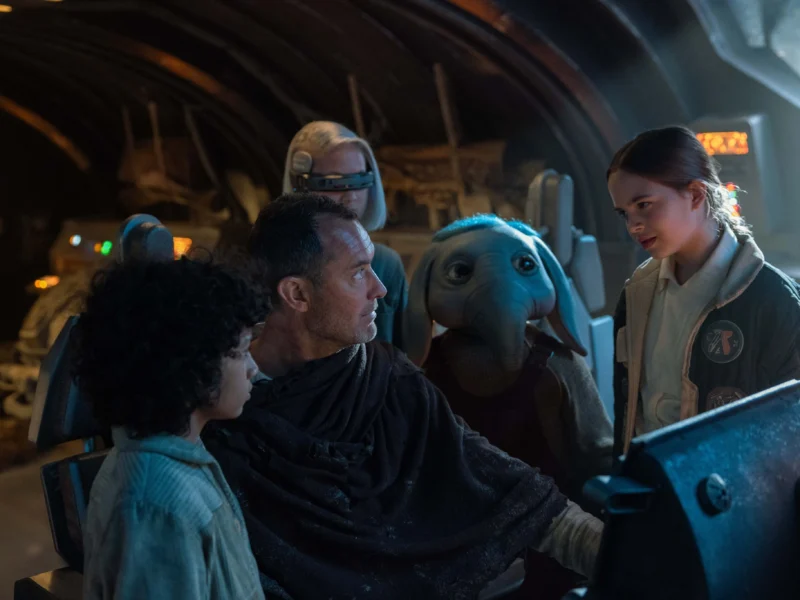 skeleton crew everything we know about jude laws new star wars series star wars skeleton crew images xmt6