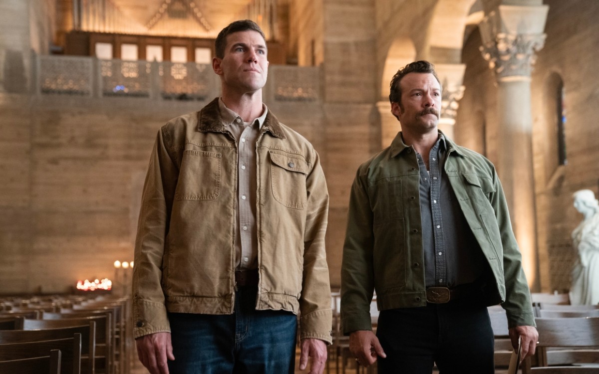 ncis origins the shocking truth about gibbs and hernandez ncis origins austin stowell kyle schmid 3037091 0283b