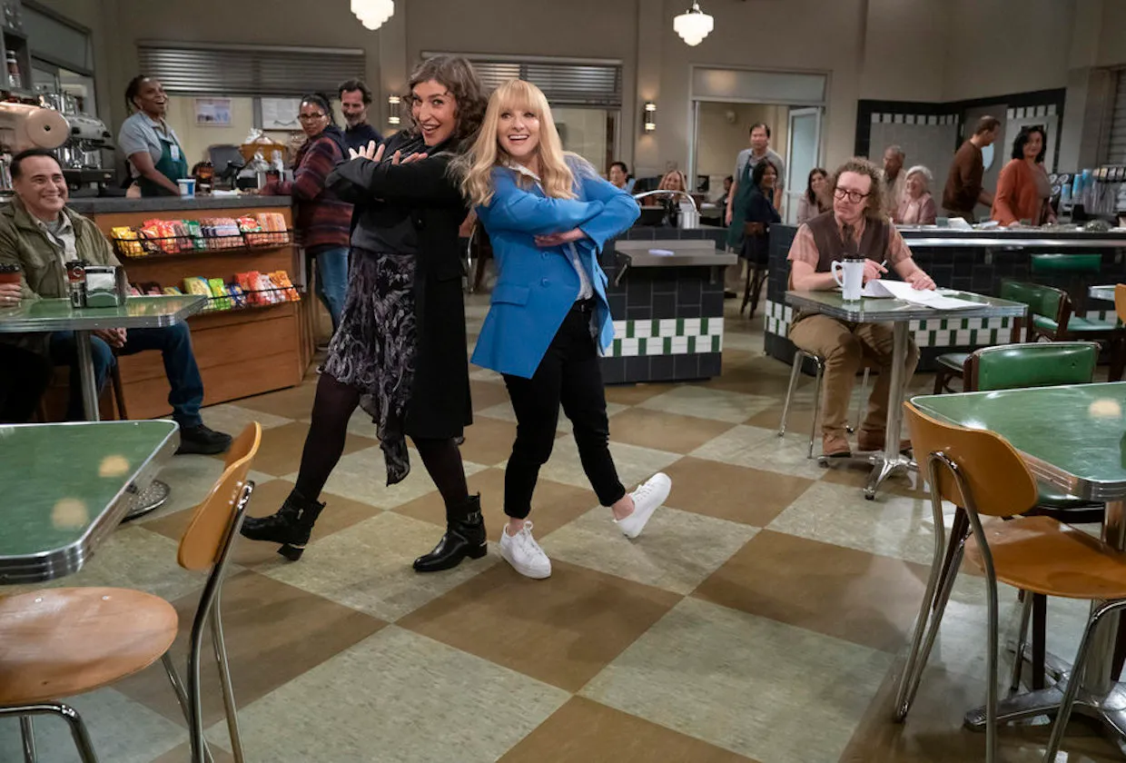 Night Court: Amy and Bernadette Are Back! Inside Mayim Bialik’s Guest Role 20 amy and bernadette are back inside mayim bialiks guest role on night court night court mayim bialik melissa rauch blossom pose