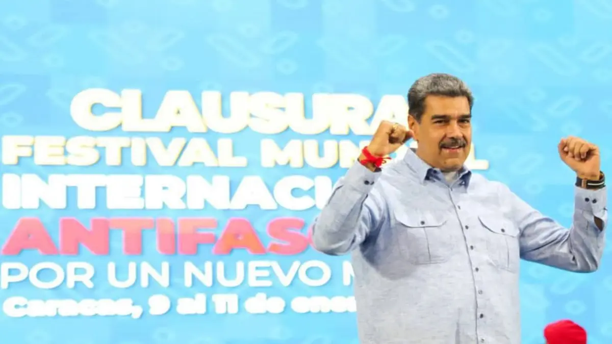 nicolas maduro challenges alvaro uribes interventionist call maduro 2.jpg
