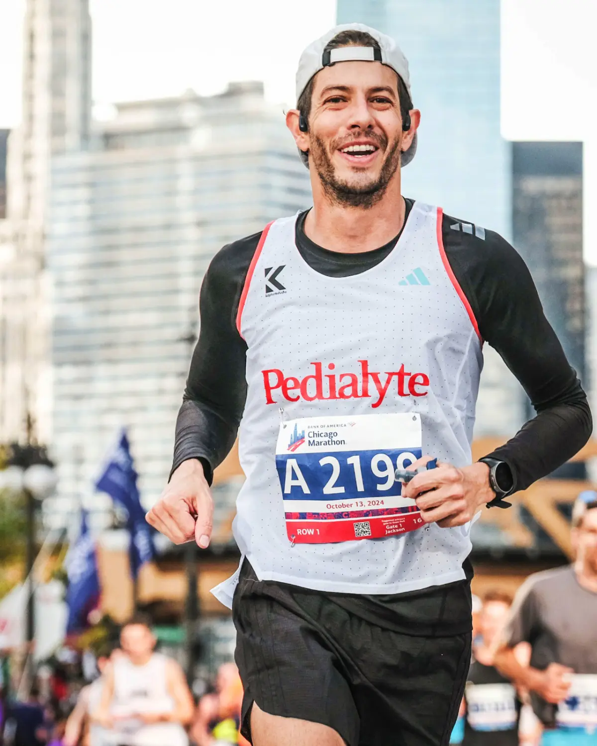 a colombian athlete conquered the six toughest marathons in the world in just one year imagen de whatsapp 2025 02 12 a las 12.51.55 1869653a