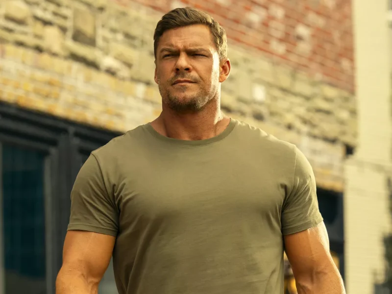 jack reacher faces his toughest opponent yet in season 3can he survive reacher alan ritchson 03 021925 8a64d4ddb0af4d9aa0258a6c74a46c6a