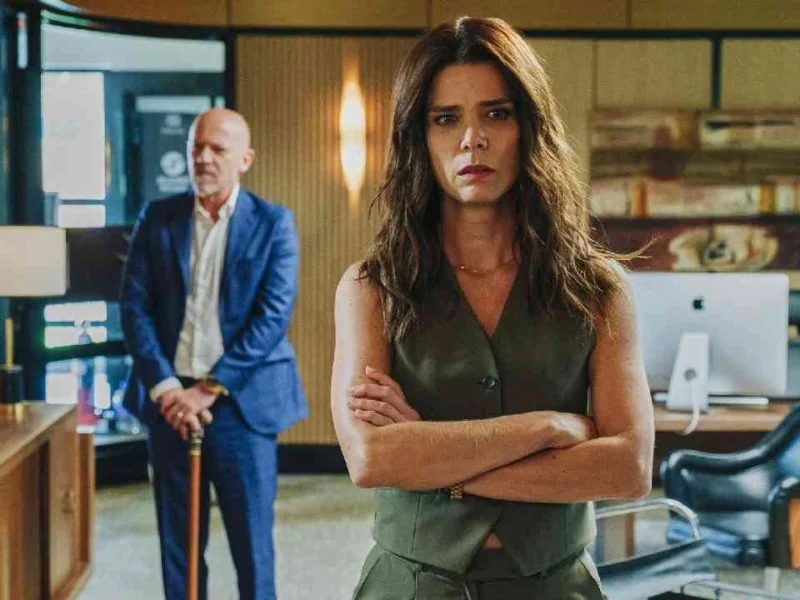 who is barbara hidalgo in real life the mysterious star of netflixs medusa articulo barbara