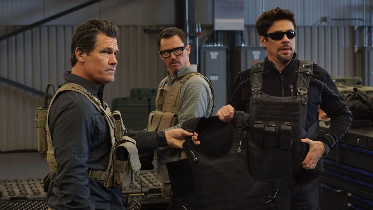 netflix just brought back the grit sicario day of the soldado hits the stream la 1529943407 tz3w968p6g snap