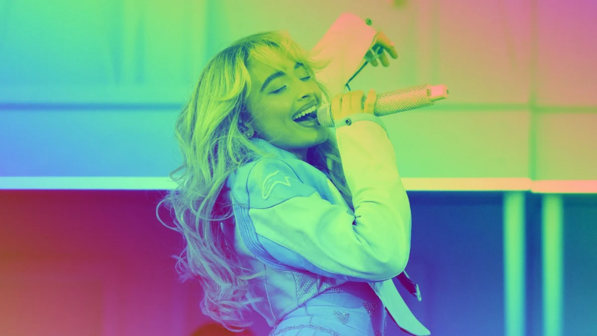 sabrina carpenters 2025 tour from festival queen to arena icon sabrina carpenters 2025 tour f