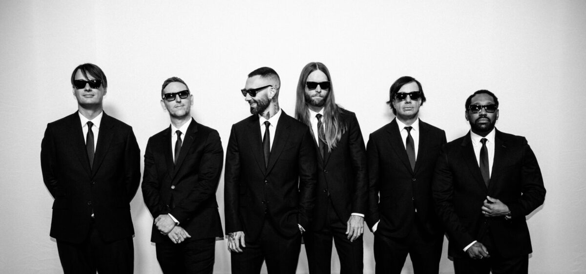 maroon 5 returns with vibrant new single all night ahead of upcoming album foto img 9025 5