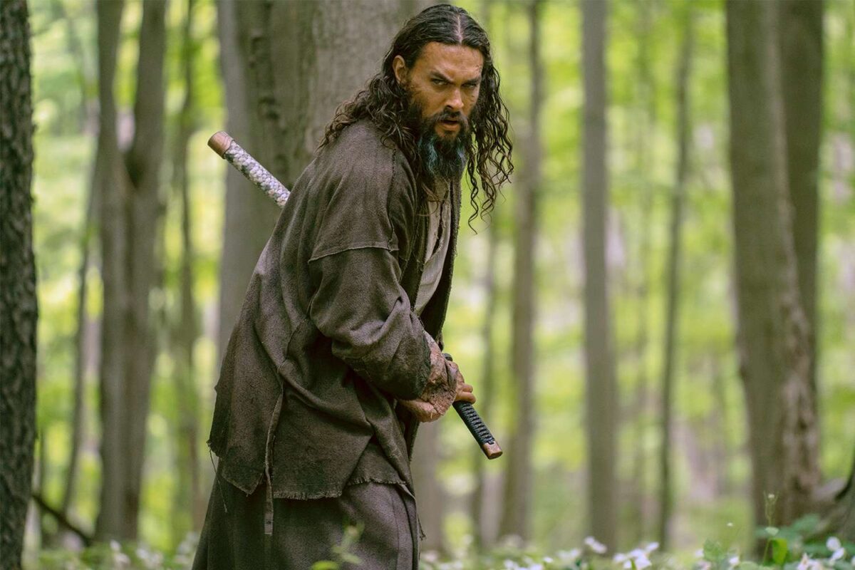 see the underrated sci fi gem starring jason momoa that deserves your attention jason momoa see baba character