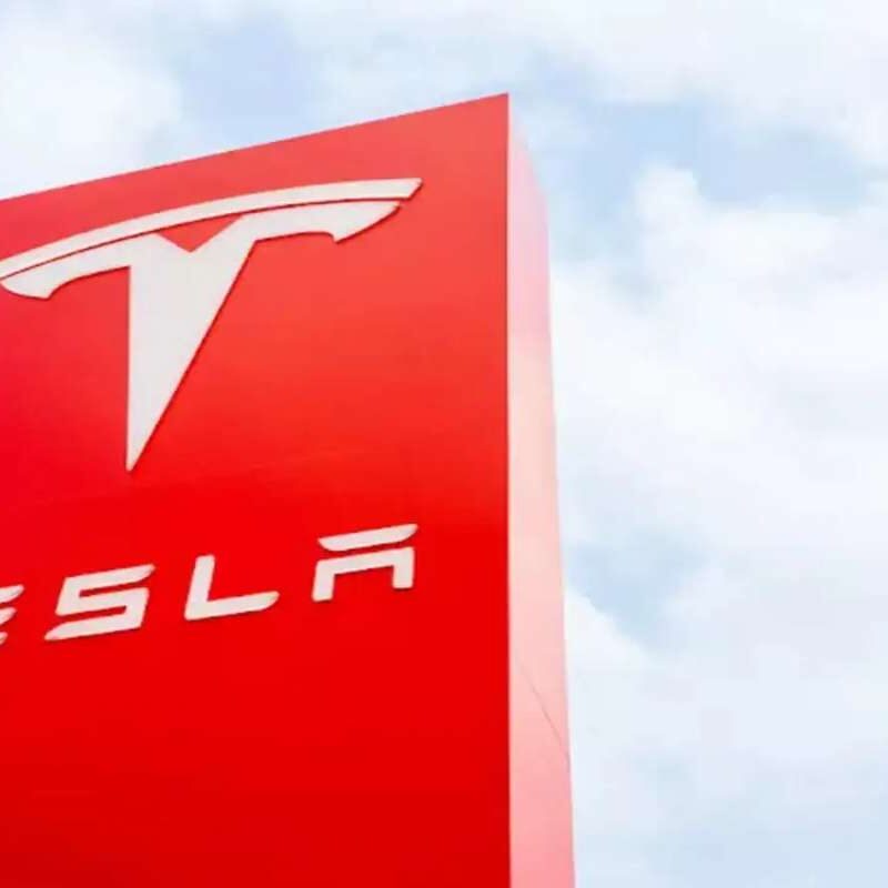 Tesla Stock Now Available on Colombia’s Stock Exchange: What This Means for Local Investors