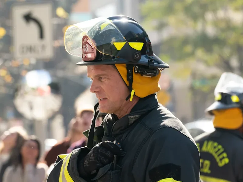 911 Season 9 and the Tribute to Captain Bobby Nash: Final Confirmed and a Firehouse in Mourning 11 911 Season 9 and the Tribute to Captain Bobby Nash: Final Confirmed and a Firehouse in Mourning