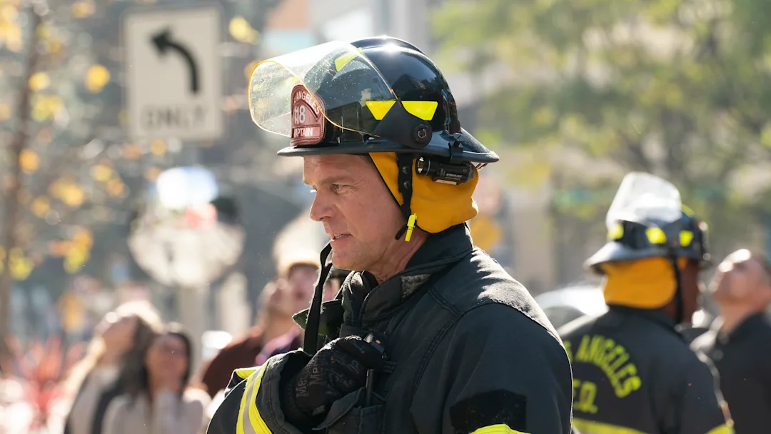 911 season 9 and the tribute to captain bobby nash final confirmed and a firehouse in mourning images imageexchange mmsport 3