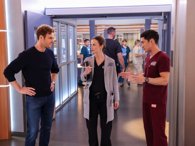 chicago med celebrates episode 200 with will halsteads return and emotional reunion chicago med episode 200 will l