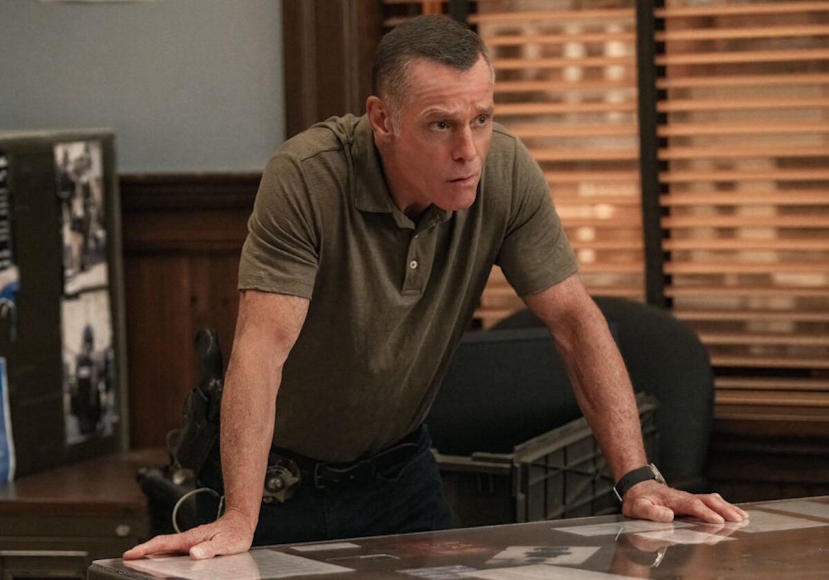 chicago p d season 13 voight faces fallout after reids death chicago pd season 13 premiere